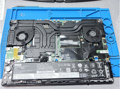 Lenovo Thinkpad P15 G2 15.6" i7-11850H 32GB 1020GB клас А