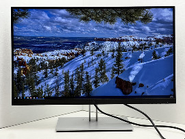 HP EliteDisplay E273q 27" (клас А)