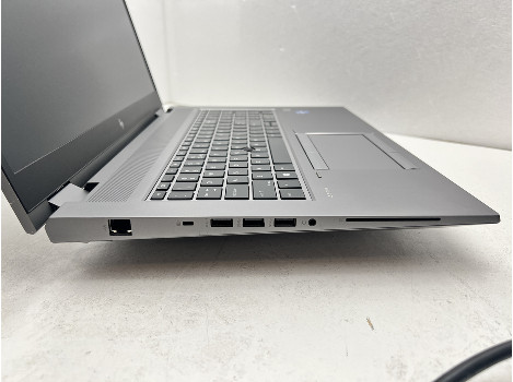 HP ZBook Fury 17 G8 17.3" i7-11850H 32GB 510GB клас А