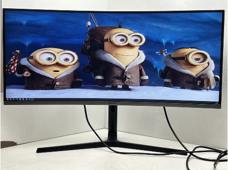 Samsung C34H890WGU 34" (клас А)