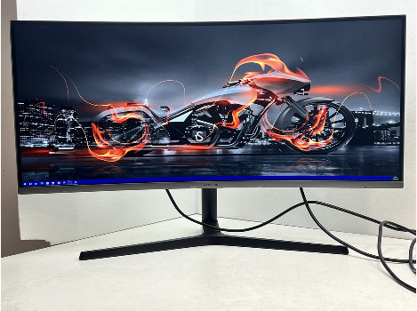 Samsung C34H890WGU 34" (клас А)