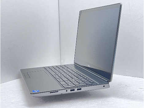 Dell Precision 7560 15.6" touch i7-11850H 32GB 1020GB клас А