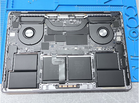 Apple MacBookPro16.1 (A2141 (EMC 3347) 2019) 16" i9-9880H 32GB 1000GB клас А