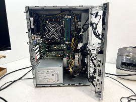 Lenovo ThinkStation P330 Xeon E-2124G 16GB 260GB UHD P630