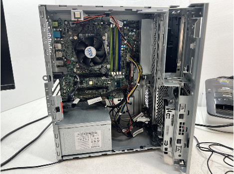 Lenovo ThinkCentre M920t i5-9500 16GB 260GB UHD 630