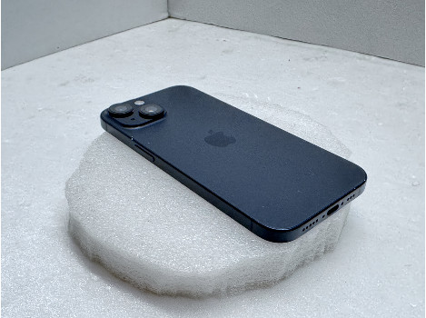 Apple iPhone 15 A3090 2023 128GB - клас А