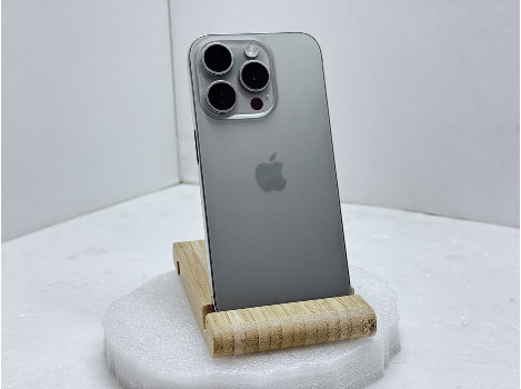 Apple iPhone 15 Pro A3102 2023 128GB - клас Като Нов