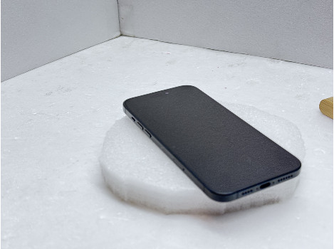 Apple iPhone 15 Plus A3094 2023 128GB - клас Като Нов