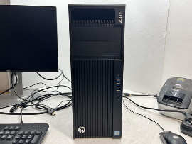 Workstation компютри HP Z440 Xeon E5-1650 v3 32GB 260GB Quadro K5200